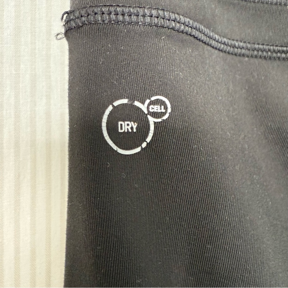 Black Puma DryCell leggings - Picture 5 of 8